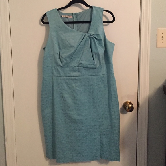 Blue Dress with Geometric pattern - Picture 2 of 3