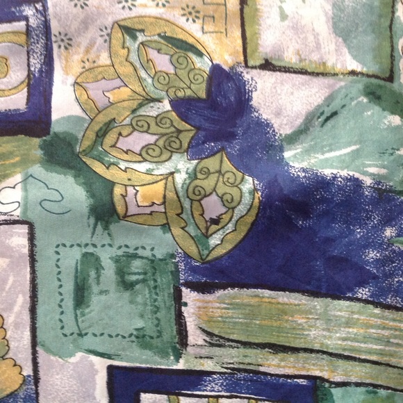 Gorgeous Silk Tank Top - Picture 3 of 3