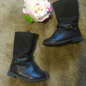 Cute boots for the littles