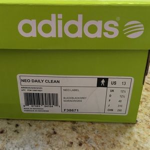 Adidas Men's casual sneaker