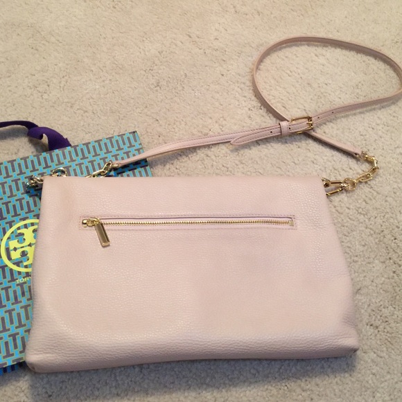 ❌SOLD❌✨PRICE DROP✨Tory Burch Bombe foldover Clutch - Picture 2 of 4