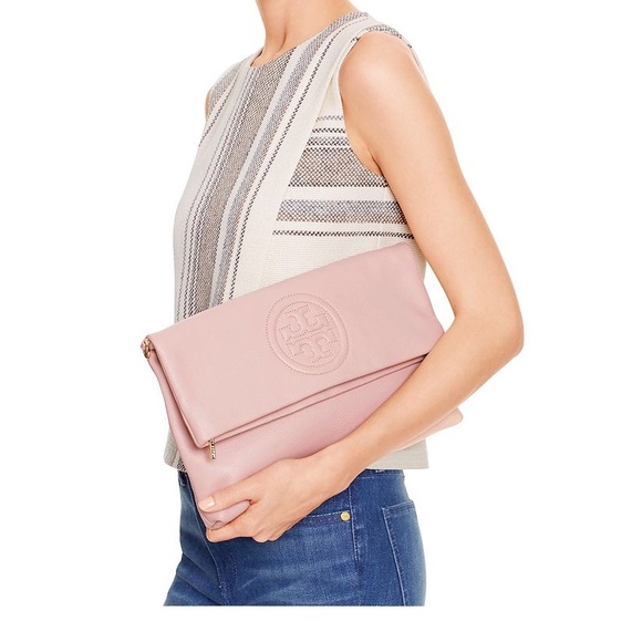 ❌SOLD❌✨PRICE DROP✨Tory Burch Bombe foldover Clutch - Picture 4 of 4