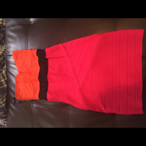 XS Bebe bandage dress pink and orange