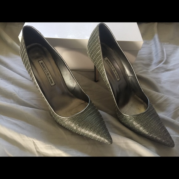 Manolo Blahnik size 40 stilettos worn twice
