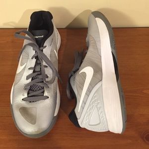 Nike zoom hyperspike volleyball shoes