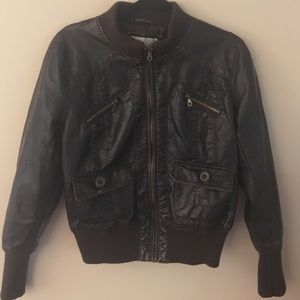 🔴Brown Leather Jacket: size medium