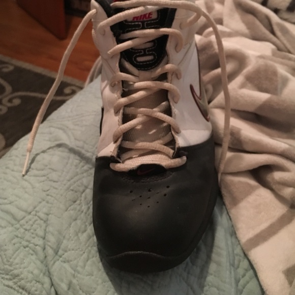 Nike size 6.5y - Picture 2 of 4