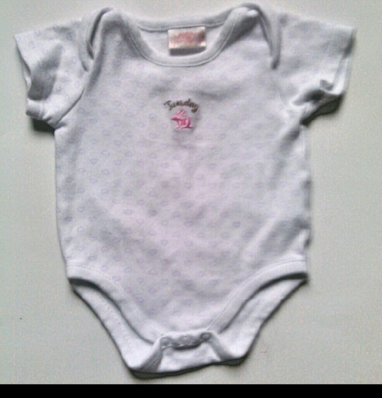 💟 4 PIECE BUNDLE SIZE NEWBORN/0-3MO 💟 - Picture 3 of 4