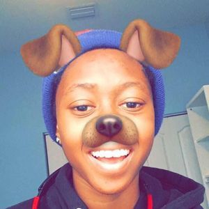 Meet your Posher, Danae