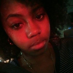 Meet your Posher, Shania