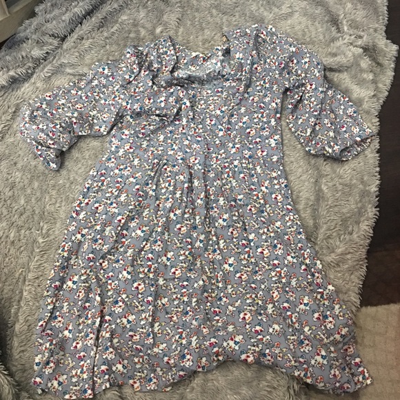 Grey flowered dress