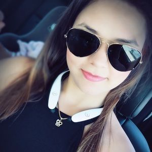 Meet your Posher, Krystal