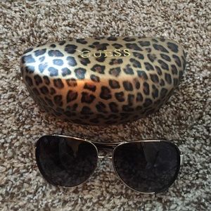 Guess Aviators