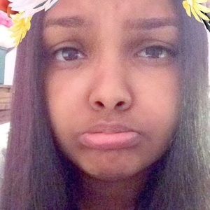 Meet your Posher, Sierra