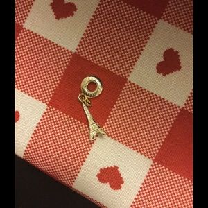 Pandora eiffel tower charm