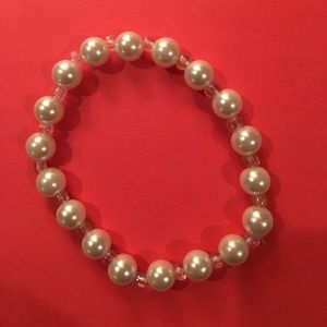 Pearl bracelet