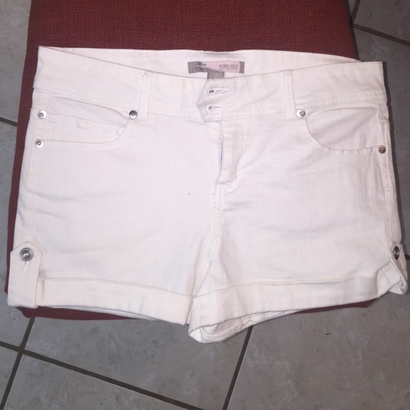 Forever 21 contemporary shorts