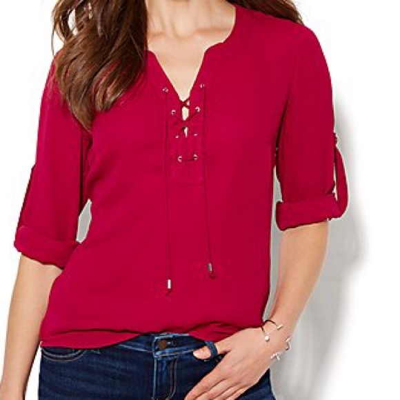 NWT NY&Co Top. Medium.