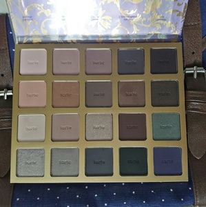 tarte Holiday 2014 Bon Voyage Palette