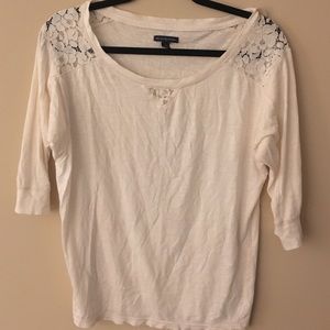 🎀 3/4 sleeve cream shirt with lace detail