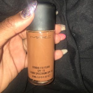 Mac studio fix fluid NIB