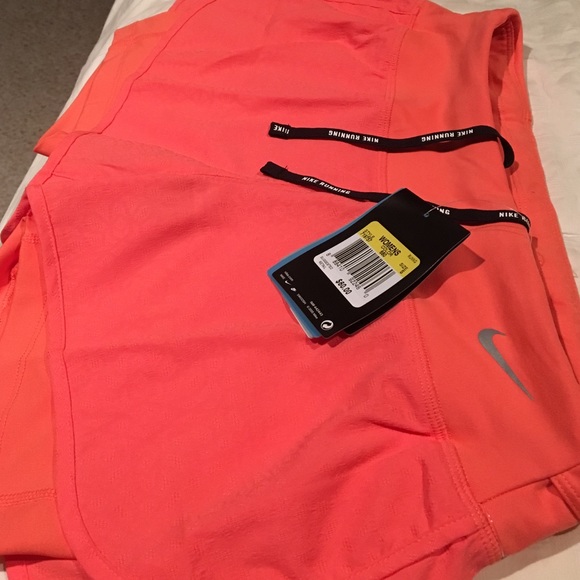 NIKE Dry Fit 2 in 1 Shorts-Running - Picture 2 of 4