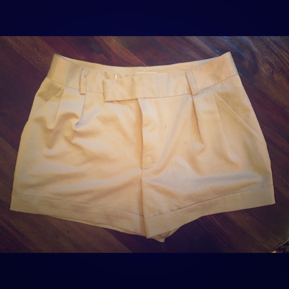 Silence & noise, light gold, size 4 shorts - Picture 1 of 2
