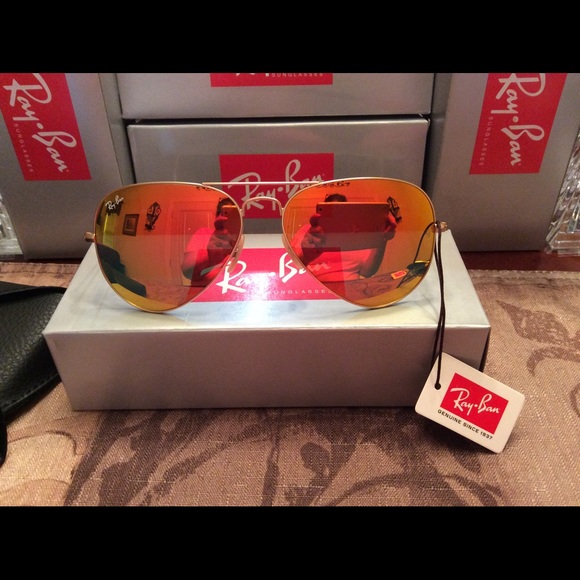 💯Authentic Ray-Ban sunglasses💥ONLY  1 LEFT💥
