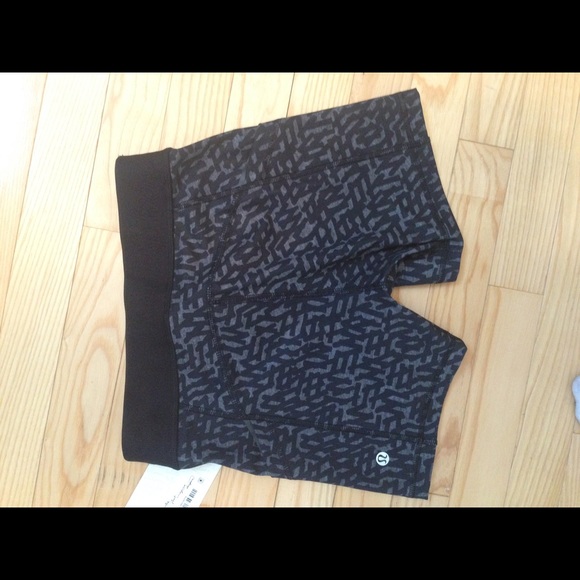 Size 4 Lululemon Shorts