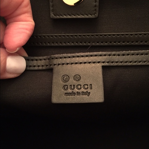 🌟SOLD🌟Gucci Guccissima - Picture 2 of 4