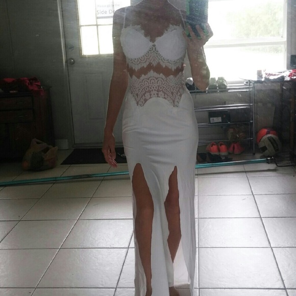 NWOT Stunning Sexy Dress. - Picture 3 of 3