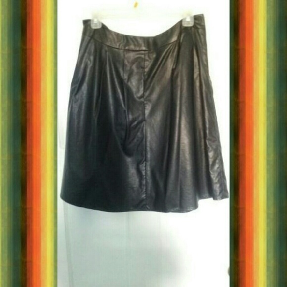 Plus size lether knee high skirt