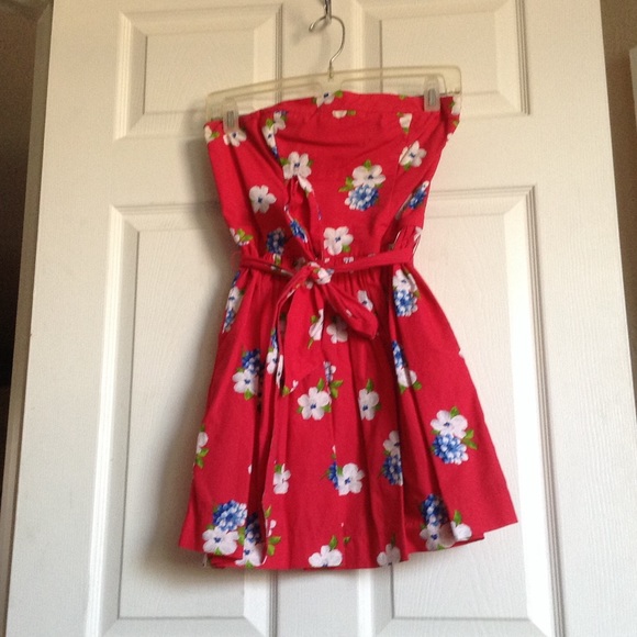 Abercrombie & Fitch strapless tea dress !