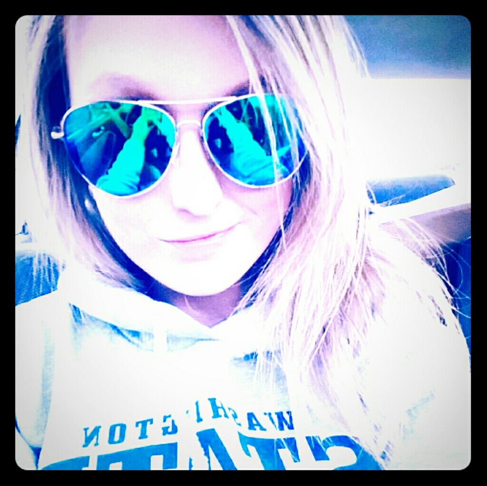 Meet your Posher, Megan