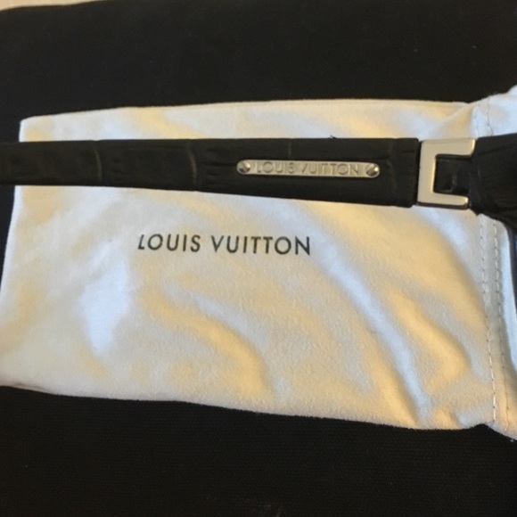 Louise Vuitton leather Sunglasses good condition - Picture 2 of 4
