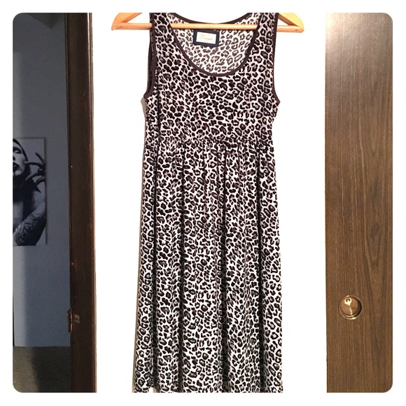Comfortable cheetah print day dress