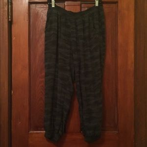 American eagle harem style camo pants