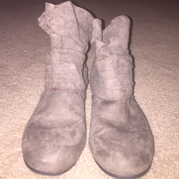 Booties - Picture 3 of 4