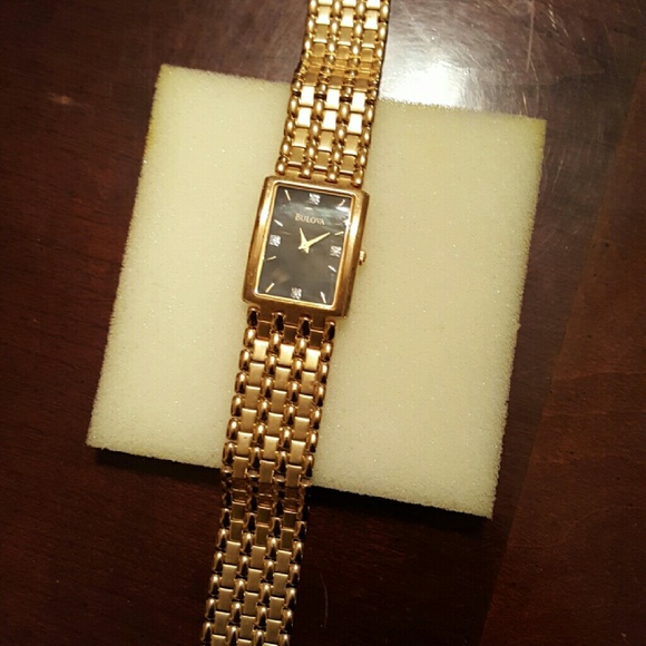 Men's wrist watch