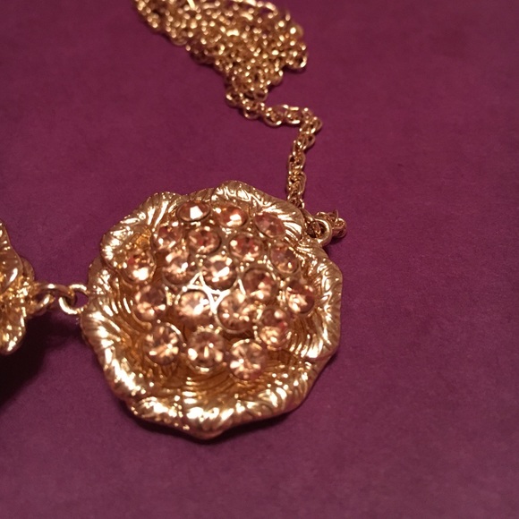 Necklace - Picture 2 of 2