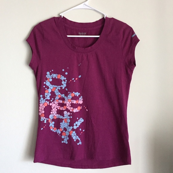 🌟Super Sale🌟Reebok t-shirt M size🎀🎀