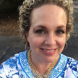 Meet your Posher, Elizabeth