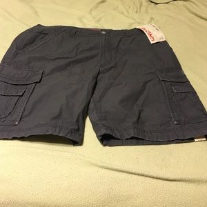 Men's cargo shorts
