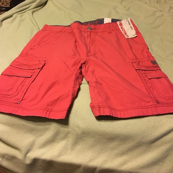 Men's cargo shorts
