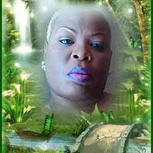 Meet your Posher, Elnora