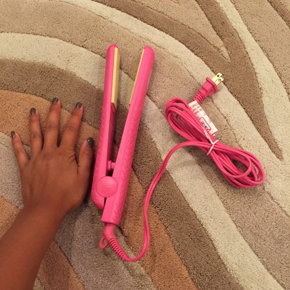 Hair straightener