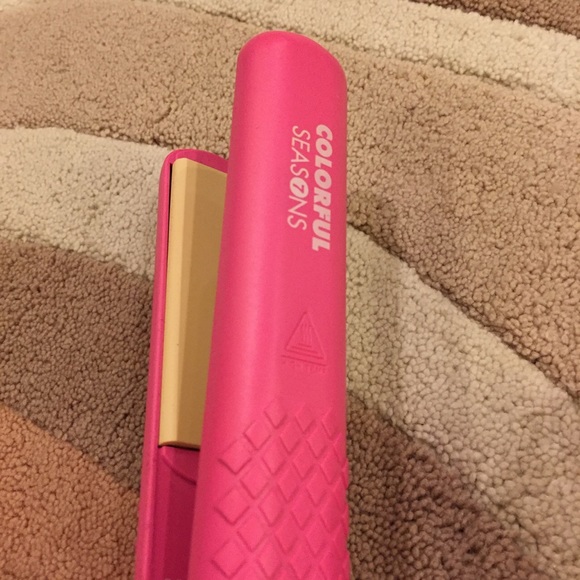 Hair straightener