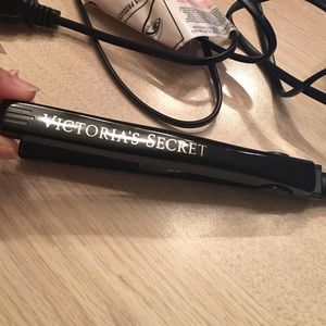 Victoria secret little straighter