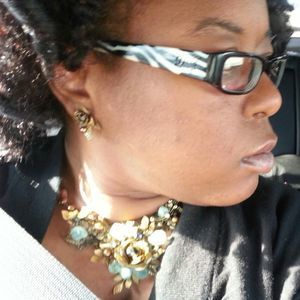 Meet your Posher, April