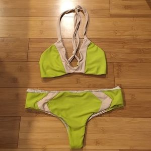 Acacia 2014 Yelapa T Mentawai B Lilikoi